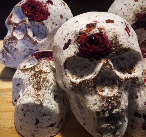 XL Skull & Roses Bath Bomb